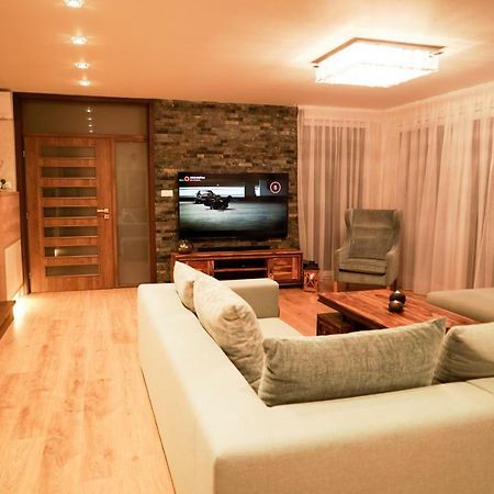 Luxury Villa Moravany nad Váhom Esterno foto