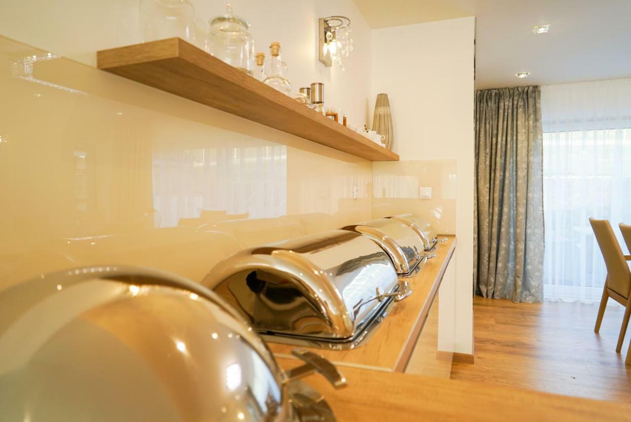 Luxury Villa Moravany nad Váhom Esterno foto