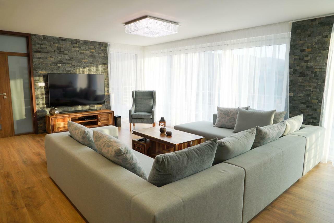 Luxury Villa Moravany nad Váhom Esterno foto