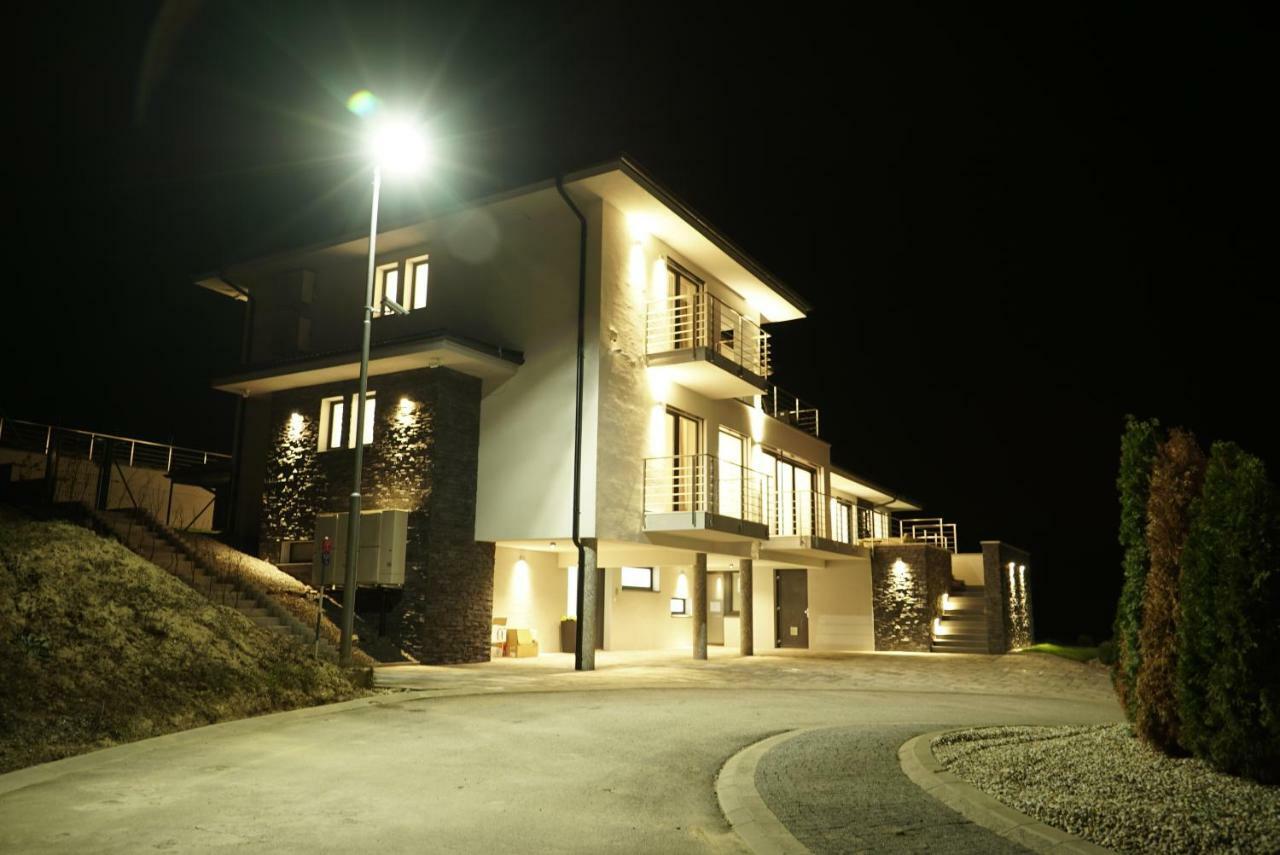 Luxury Villa Moravany nad Váhom Esterno foto